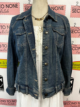 Load image into Gallery viewer, Denim Trucker Jacket (Size M)
