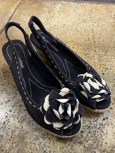 Naturalizer Navy Wedges (Size 8.5)