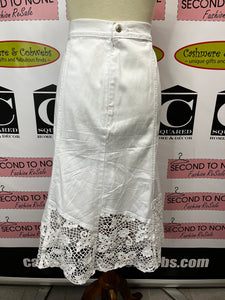 Variations White Skirt (Size XXL)