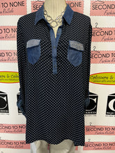 Charger l'image dans la galerie, Joseph Ribkoff Denim Polka Dot Top (Size XL)
