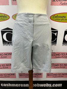 IZOD Golf Shorts (Size 8)