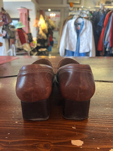 *AS IS* Hush Puppies Heeled Leather Loafers (Size 7.5)