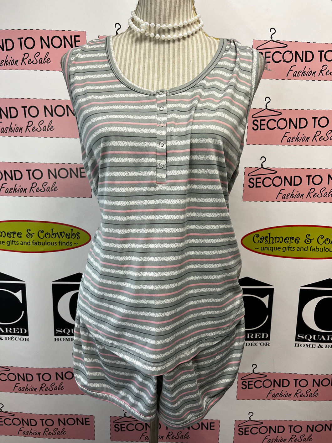 Max Studio PJ Set (Size XL)
