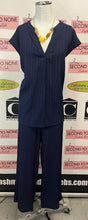 Load image into Gallery viewer, Jones New York Navy Crinkle Set (Size L)
