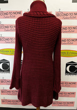 Load image into Gallery viewer, Casa Donna Flower Cardigan (Size S)
