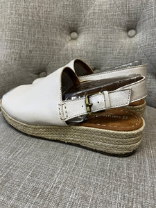 Naturalizer Leather Wedge Sandals (Size 8)