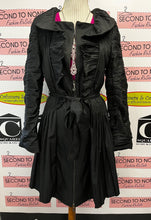 Load image into Gallery viewer, Samuel Dong Black Pleated Belted Jacket (Size S)
