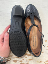 Load image into Gallery viewer, Rockport Cobb Hill Angelina T-Strap Leather Pumps (Size 9)
