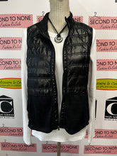 Cargar imagen en el visor de la galería, Quilted Zip-Front Vest (2 Colors)

