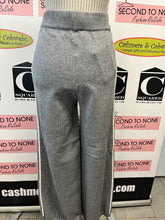 Cargar imagen en el visor de la galería, Grey With White Trim Pants
