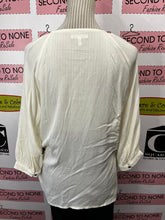 Load image into Gallery viewer, Maurices Cream Blouse (Size L)
