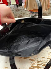 Charger l'image dans la galerie, Givenchy Glossy Tote Bag
