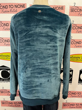 Charger l&#39;image dans la galerie, Gaiam Velour Sweater (Size L)
