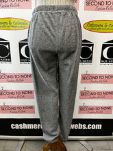 Load image into Gallery viewer, Roots Heather Grey Sweatpants (Size S)
