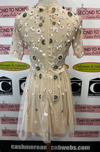Charger l'image dans la galerie, Lace &amp; Beads Pretty Pink Dress (Size S)
