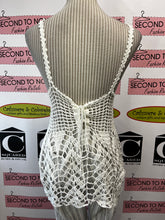 Load image into Gallery viewer, Crochet Flower Beach Top (Size S/M)
