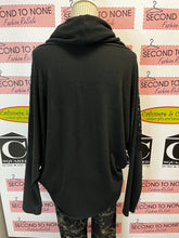 Cargar imagen en el visor de la galería, Black Cowl Neck Sweater (Size L)
