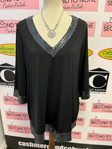 NWT Cleo Sequin Trim Top (Size L)