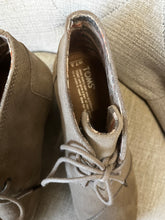 Load image into Gallery viewer, Tom&#39;s Suede Wedge Lace-Ups (Size 7 1/2)
