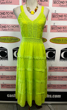Cargar imagen en el visor de la galería, NWT Fiori Green Eyelet Sundress (Size M)
