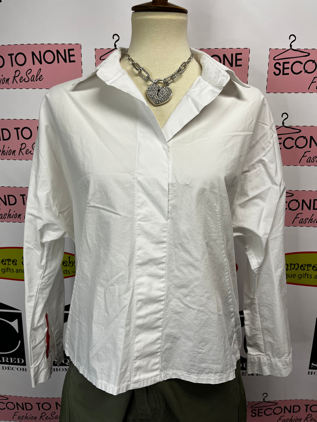 White Collared Blouse (Size M)