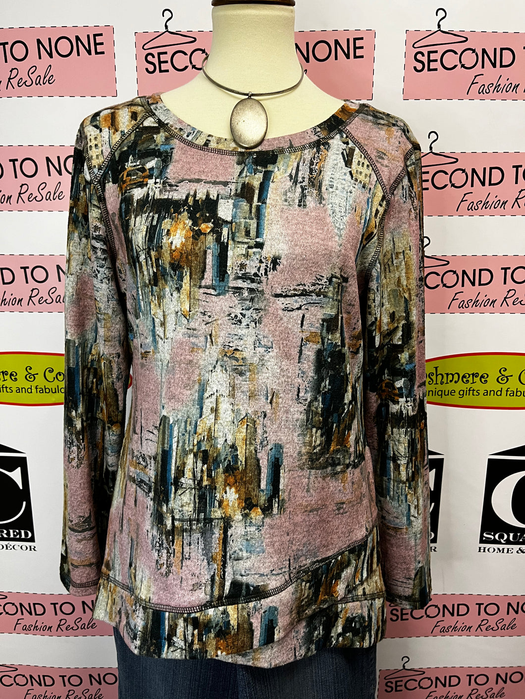 Graffiti Print Top (Size L)