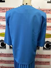 Load image into Gallery viewer, Vintage D’Alliard’s 2 PC Blue Pleated Dress (Size 18)
