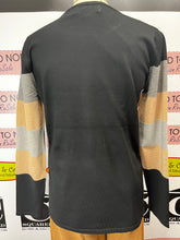 Cargar imagen en el visor de la galería, Black, Grey, Beige Color-Black Sweater
