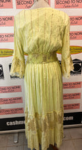 Load image into Gallery viewer, Green Bohemian Dress (Size S/M)
