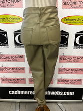 Cargar imagen en el visor de la galería, Shinestar Faux Leather Pants (Size S)
