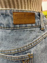 Cargar imagen en el visor de la galería, Velvet Heart Midi Denim Skirt (Size 30)
