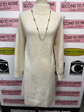 Cargar imagen en el visor de la galería, NWT HBC 100% Cashmere Sweater Dress (Size Large)
