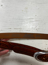 Cargar imagen en el visor de la galería, Landes Croc Embossed Leather Belt (Size S)
