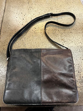 Load image into Gallery viewer, ILI Vintage 2 Tone Leather Crossbody
