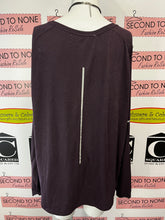 Charger l'image dans la galerie, Nike Running Plum Asymmetrical Hem Shirt (Size XL)
