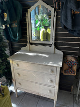 Cargar imagen en el visor de la galería, Shabby Chic Dresser with Mirror
