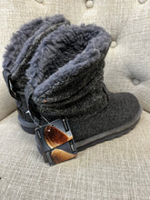 Load image into Gallery viewer, NWT BearPaw Wool Boots (Size 7)
