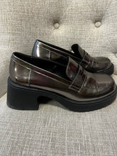 Charger l&#39;image dans la galerie, Dirty Laundry Heeled Loafers (Size 8)
