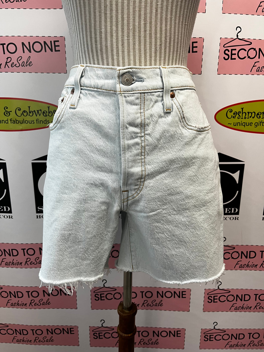 Levi's 501 Denim Shorts (Size 29W)