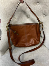 Charger l&#39;image dans la galerie, Fossil &quot;Jolie&quot; Leather Crossbody Bag
