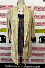 Load image into Gallery viewer, db Printed Top (Size M)
