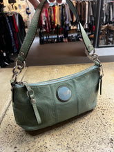 Load image into Gallery viewer, Vintage Coach Shoulder Purse
