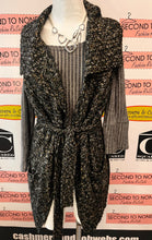 Charger l'image dans la galerie, RW&amp;CO. Knit Sweater Vest (Size M)
