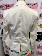 Cargar imagen en el visor de la galería, Off-White Suzy Shier Blazer (Size 5/6)
