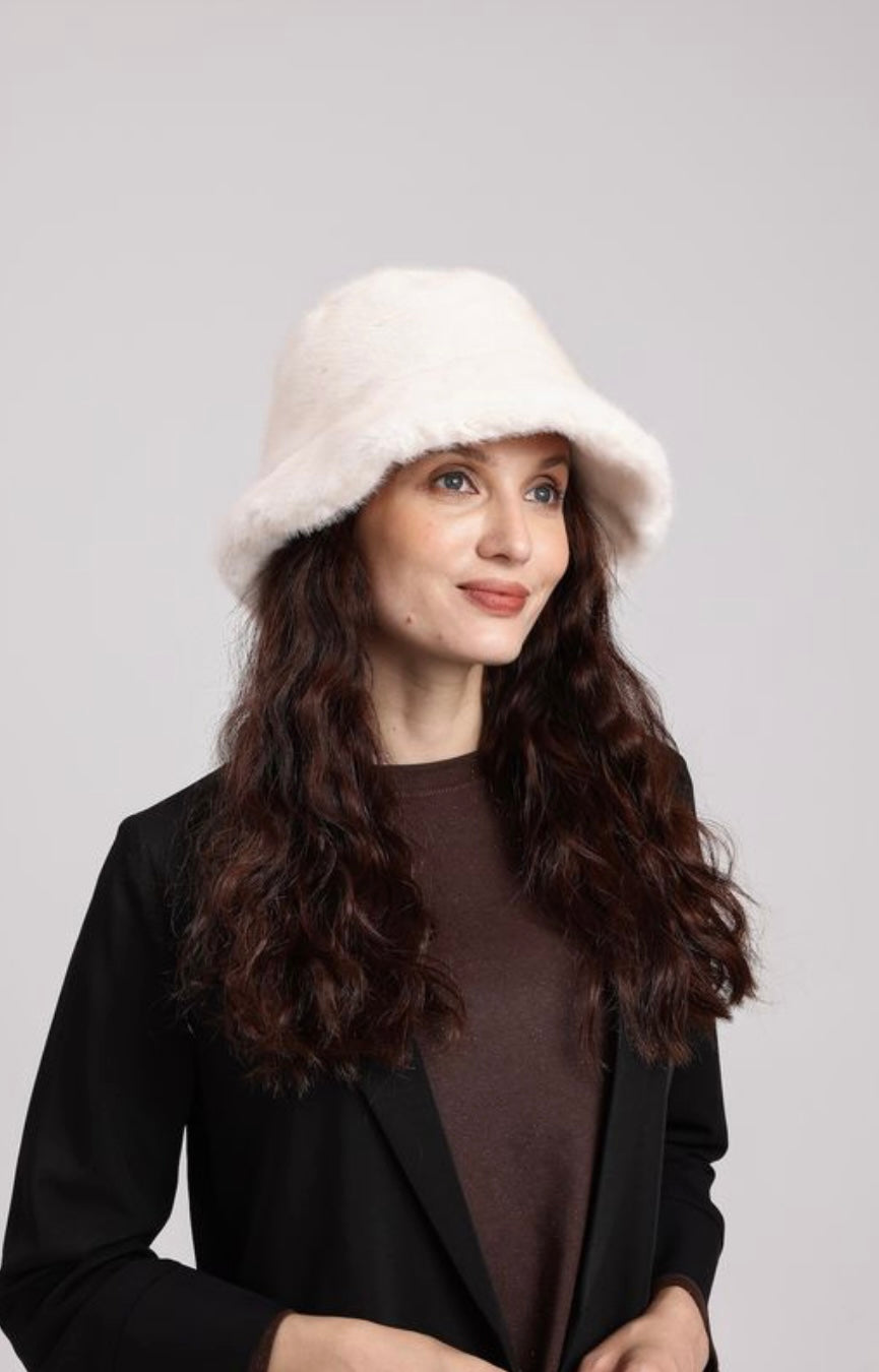 Faux Fur Bucket Hat (5 Colors)