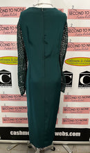 Load image into Gallery viewer, Forest Green Embroidered Lace Sleeve Dress (Size L/XL)
