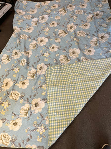 Light Blue Floral Quilt (Queen Size)