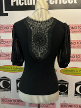 Load image into Gallery viewer, Nygard Beaded Top (Size MP)
