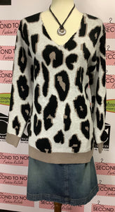 NWT Cheetah Plush Sweater (Size XXL)