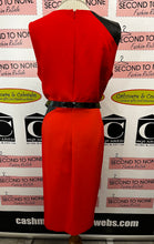 Cargar imagen en el visor de la galería, Calvin Klein Belted Dress (Size 16)

